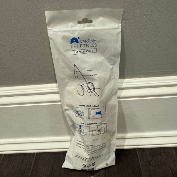 NWT Varram Pet Fitness Interactive Feather Cat Toy with Pink and Black Accents - Picture 2 of 2